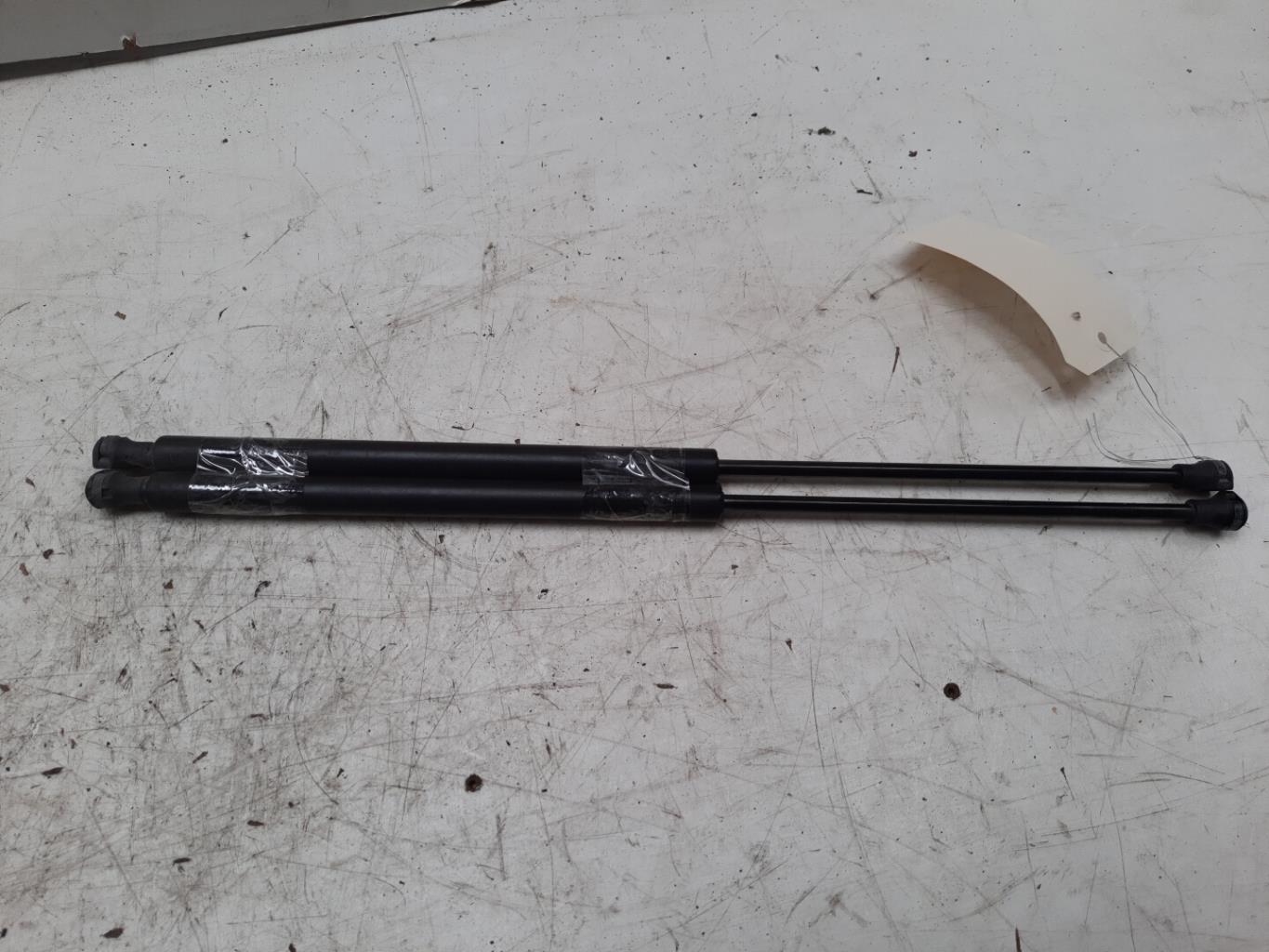 Verin de capot CITROEN C5 1 PHASE 1 Diesel - 1