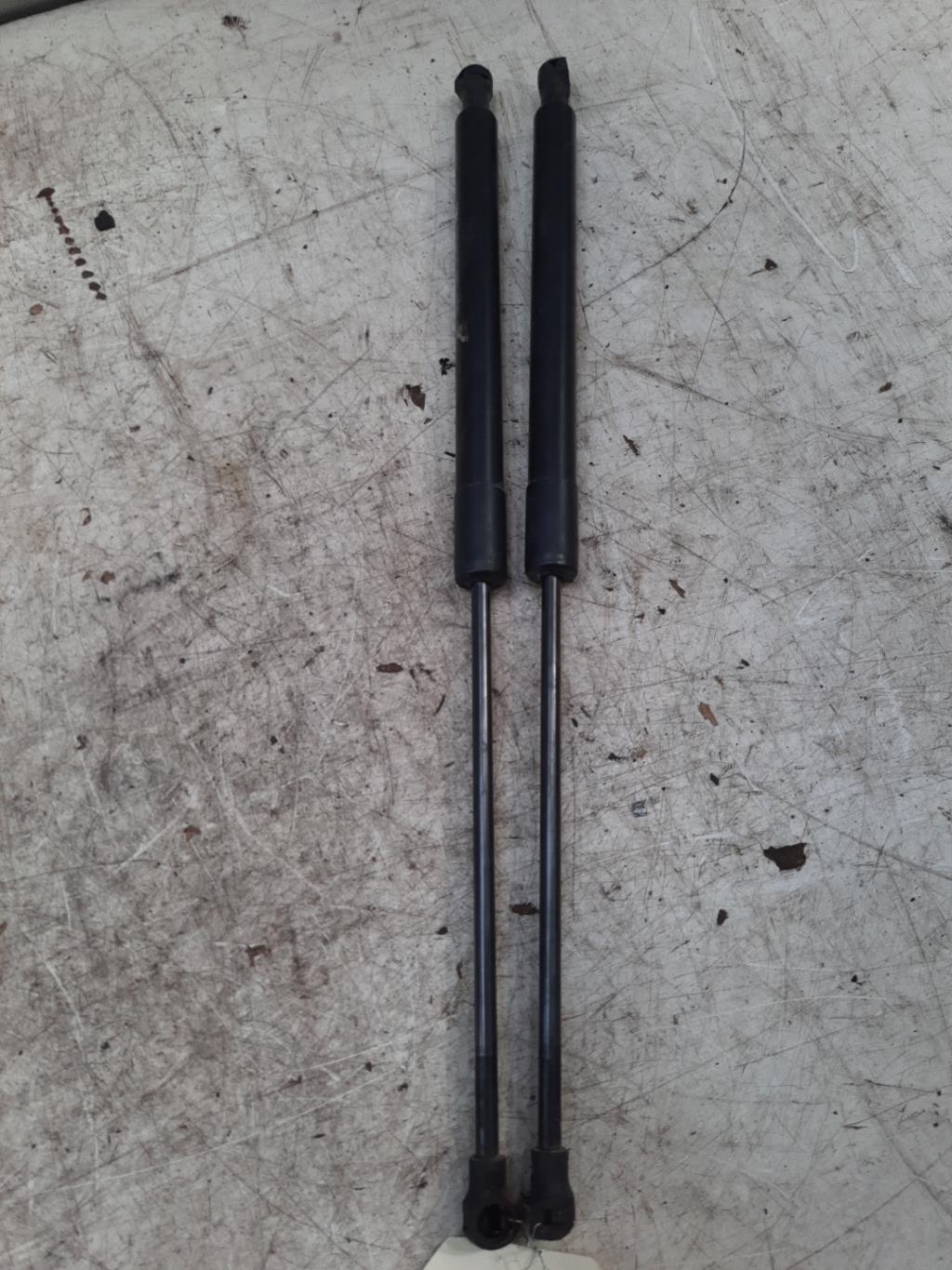 Verin de coffre CITROEN C3 2 PHASE 1 Diesel - 1