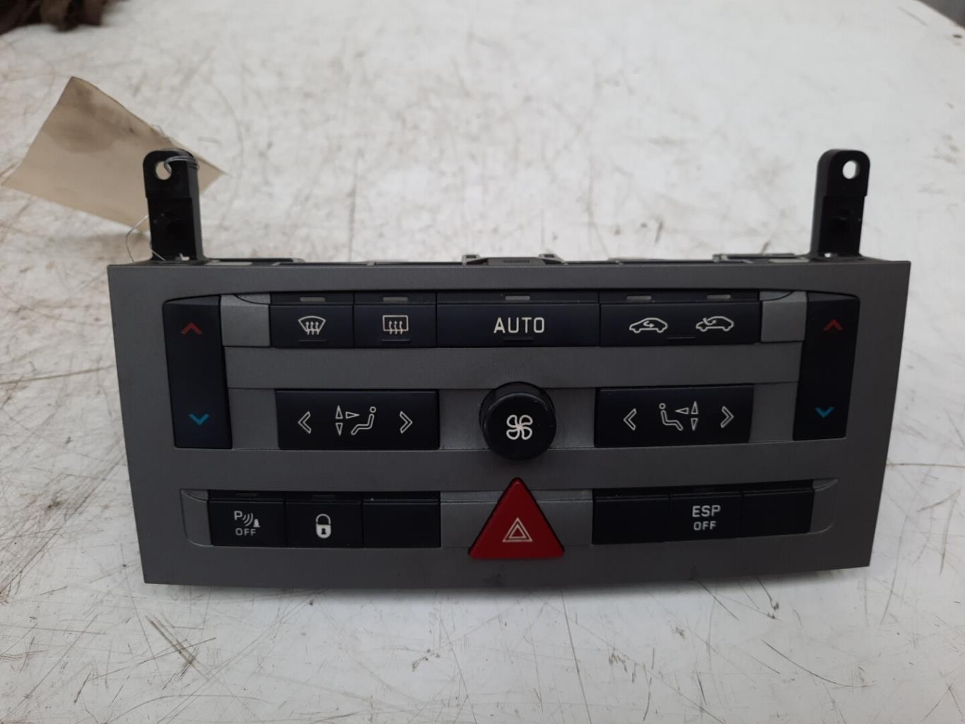 Commande chauffage PEUGEOT 407 PHASE 1 Diesel - 1