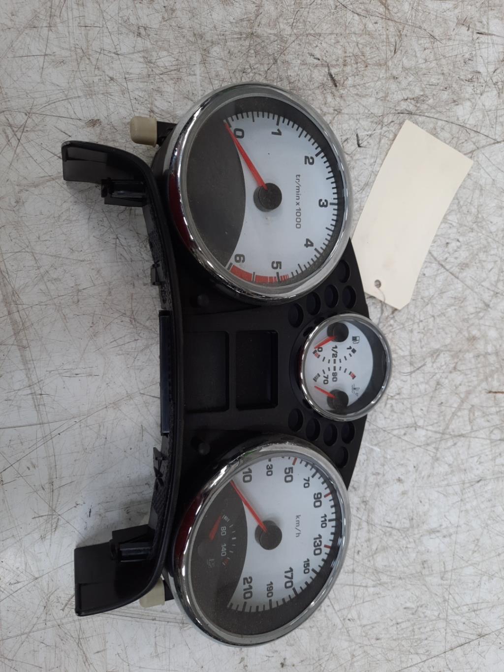 Compteur PEUGEOT 207 Diesel - 1