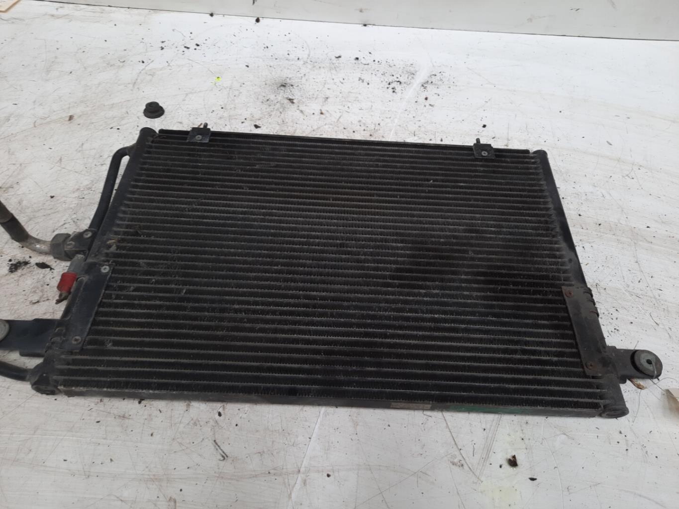 Condenseur de clim AUDI A6 1 AVANT BREAK Diesel - 1