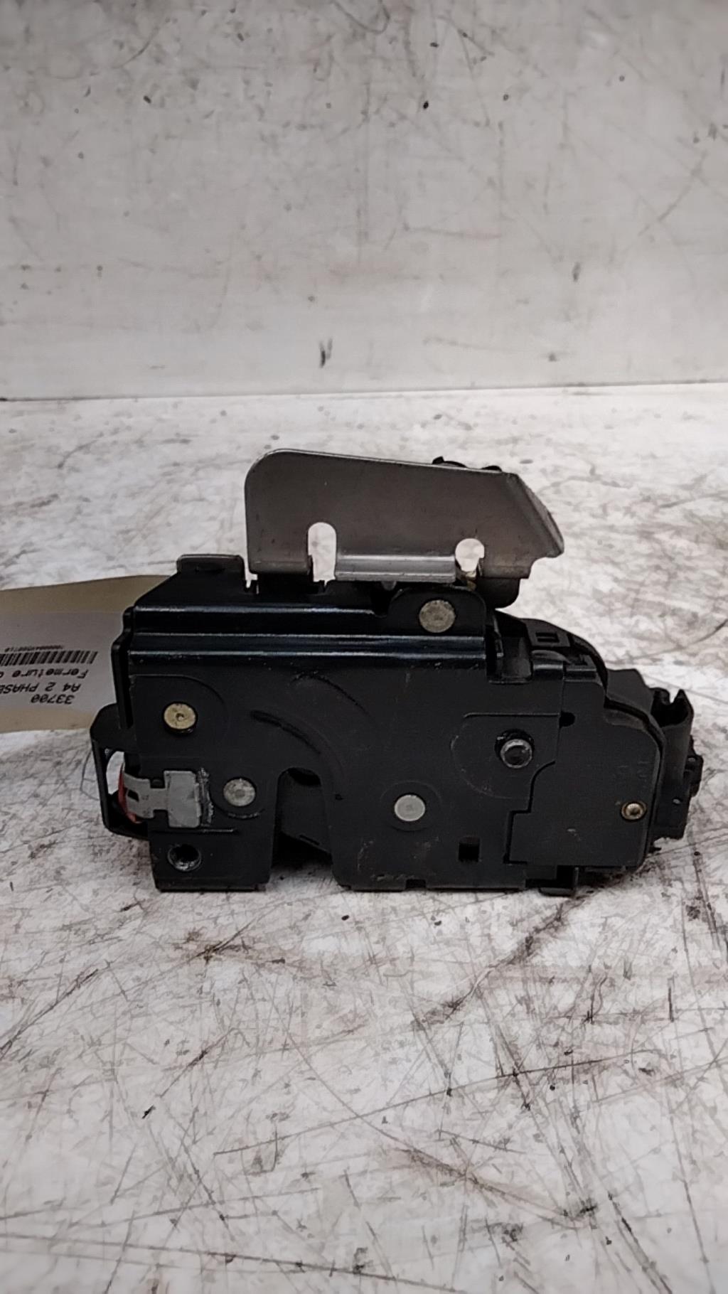 Chiusura centralizzata anteriore sinistra AUDI A4 2 PHASE 1 Diésel - 1