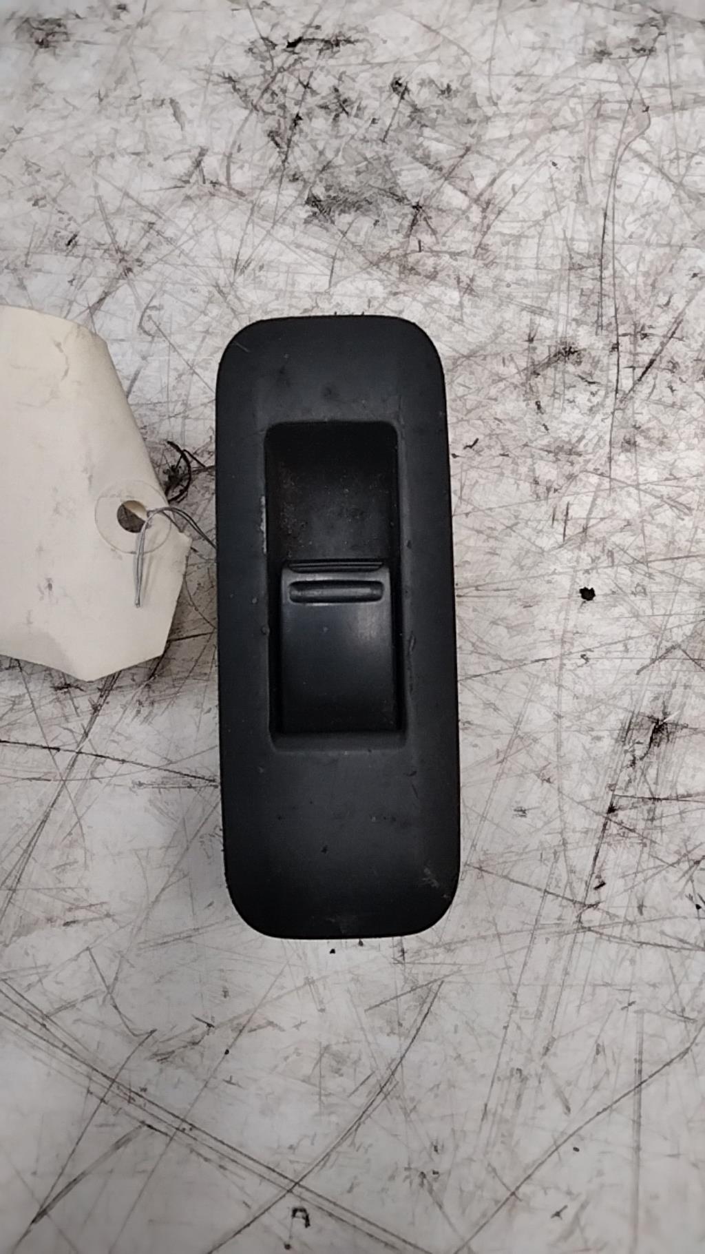 Interruttore lavacristalli posteriore destro NISSAN PRIMERA 4 Diésel - 1