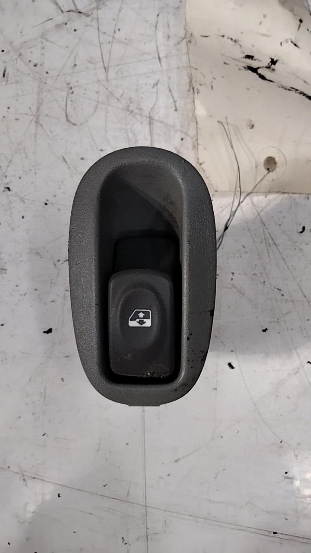 Interruttore lavacristalli posteriore sinistro RENAULT SCENIC 1 PHASE 2 Gasolina - 1