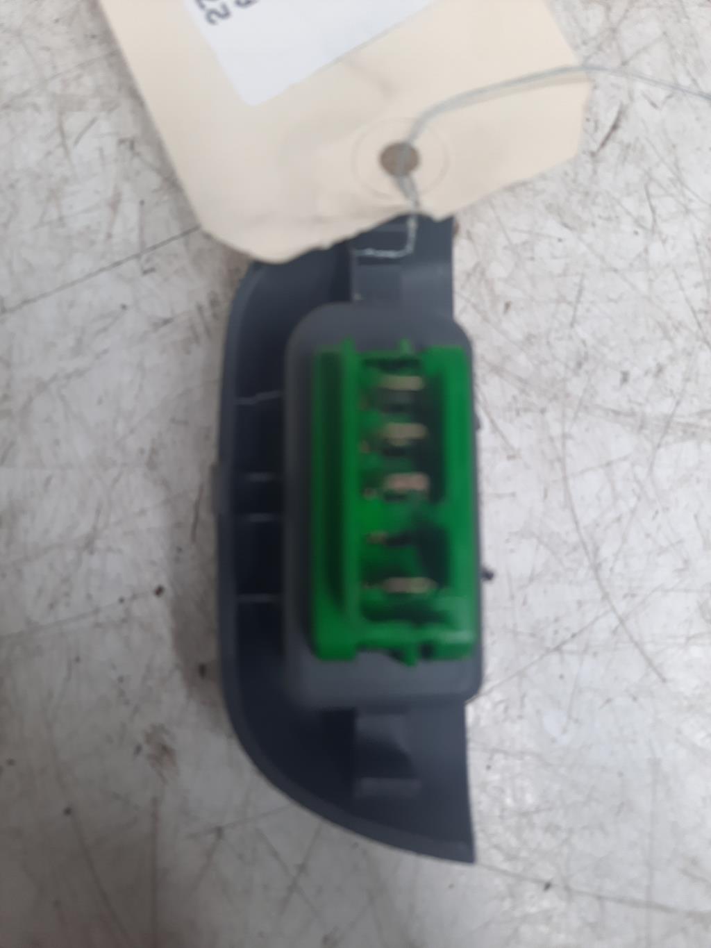 Interruttore lavacristalli anteriore sinistro TOYOTA AYGO 1 PHASE 2 Gasolina - 1