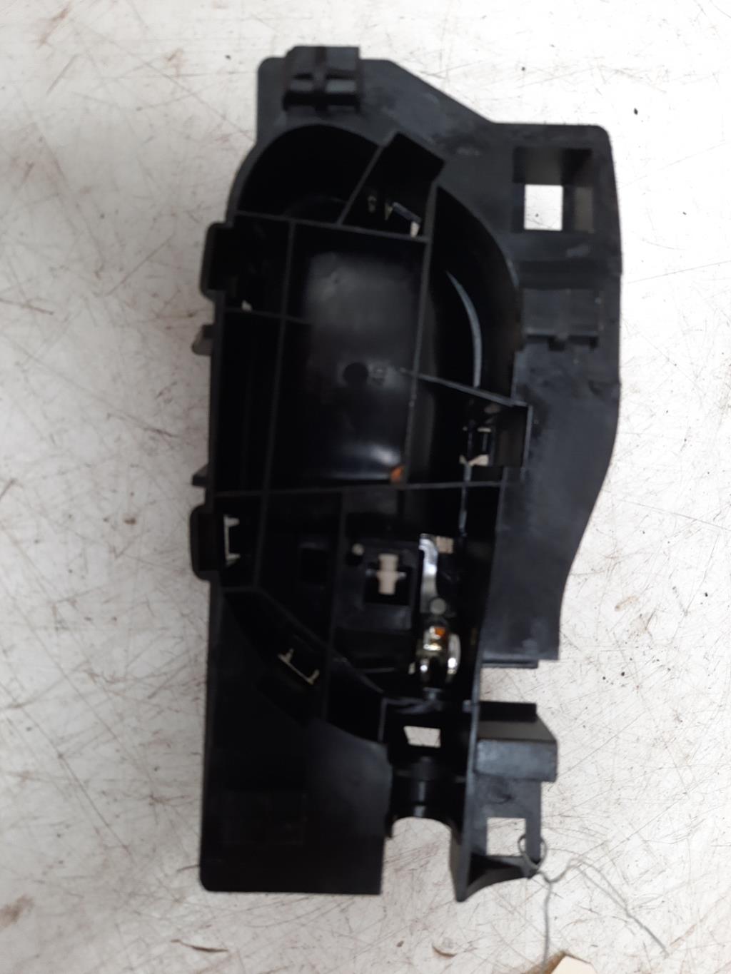Maniglia interna posteriore destra CITROEN C3 2 PHASE 1 Diésel - 1