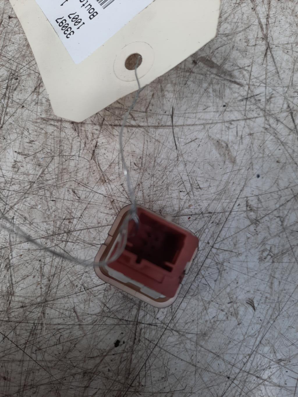 Bouton de warning PEUGEOT 1007 Diesel - 1