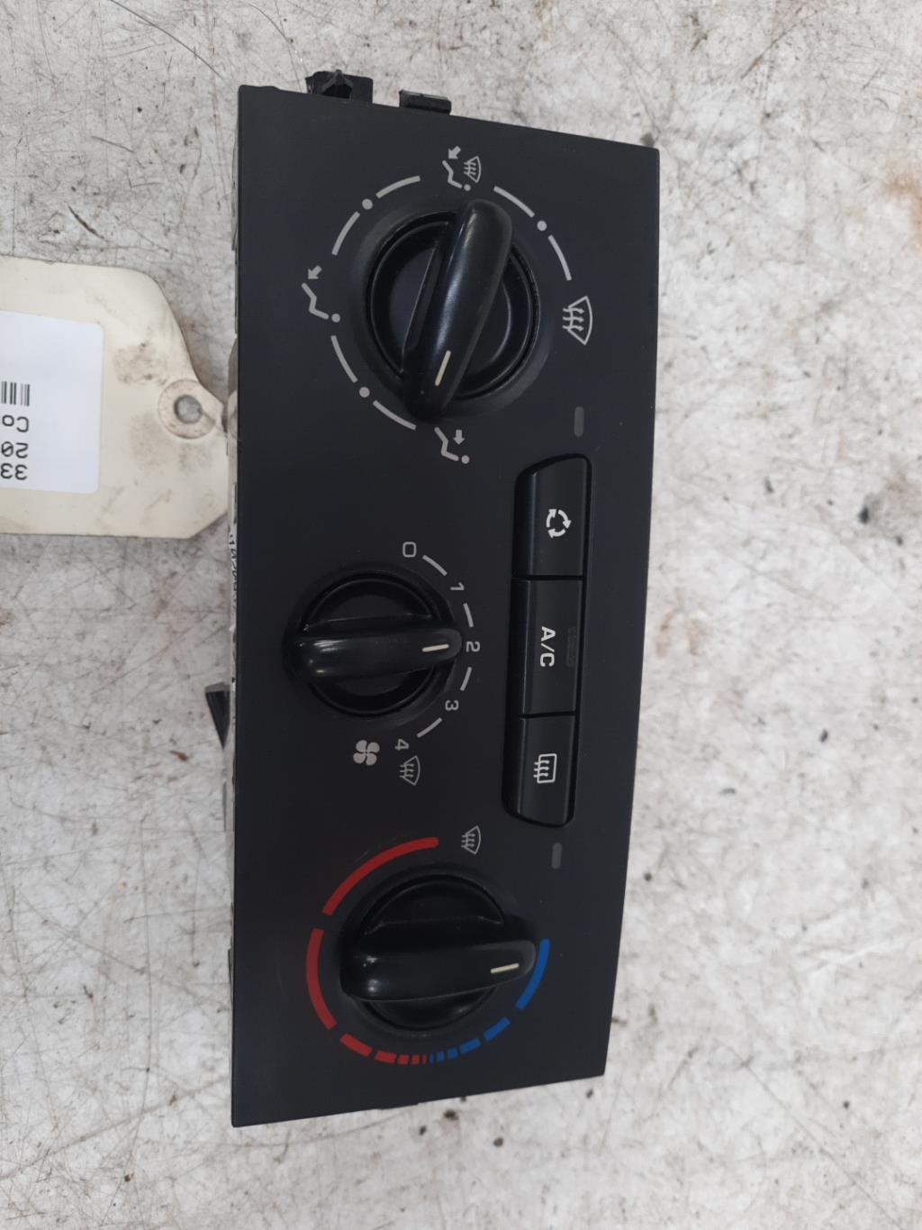 Commande chauffage PEUGEOT 207 PHASE 1 CABRIOLET Diesel - 1