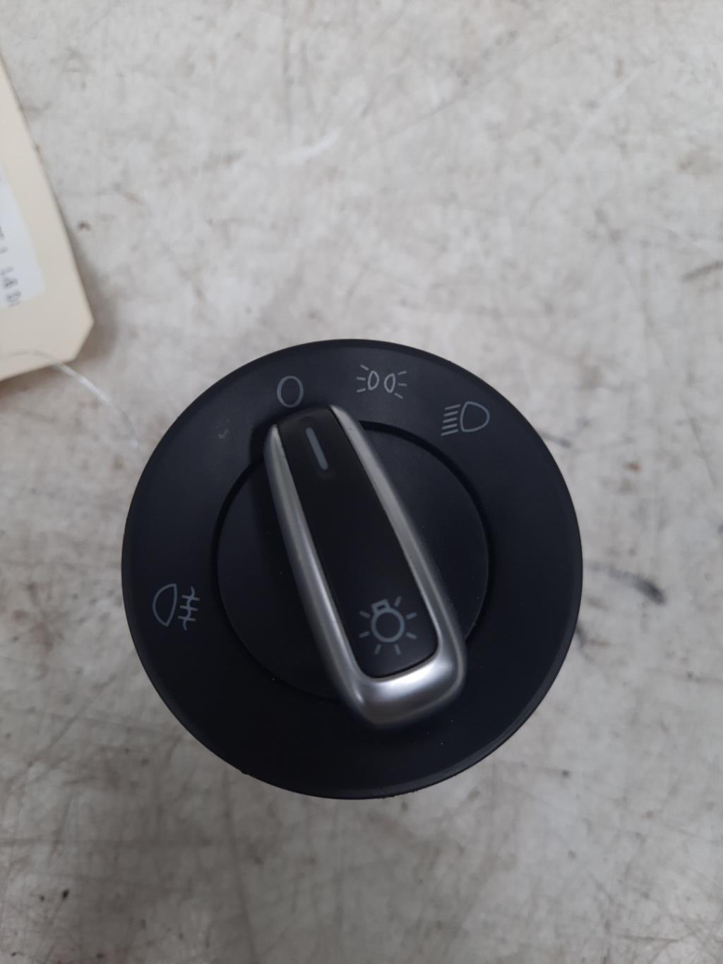 Commande de phare VOLKSWAGEN POLO 5 PHASE 1 Diesel - 1