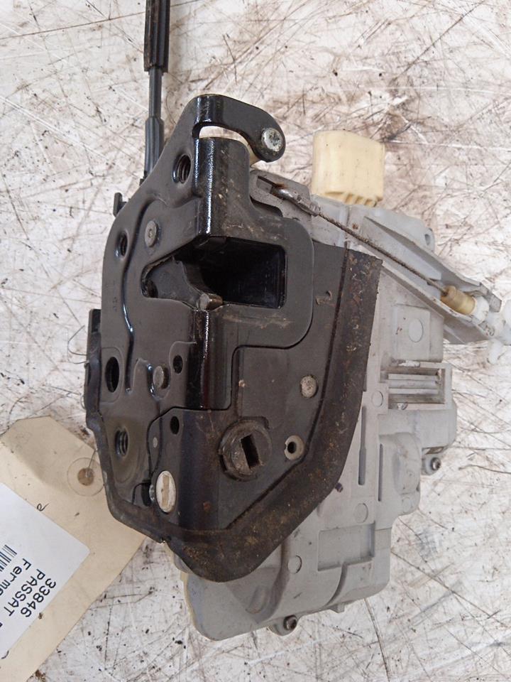 Chiusura centralizzata posteriore destra VOLKSWAGEN PASSAT 5 BREAK Diésel - 1