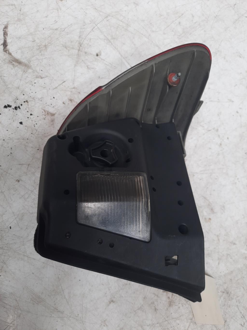 Fanale posteriore principale sinistro (luci) BMW SERIE 3 E46 PHASE 2 Diésel - 1