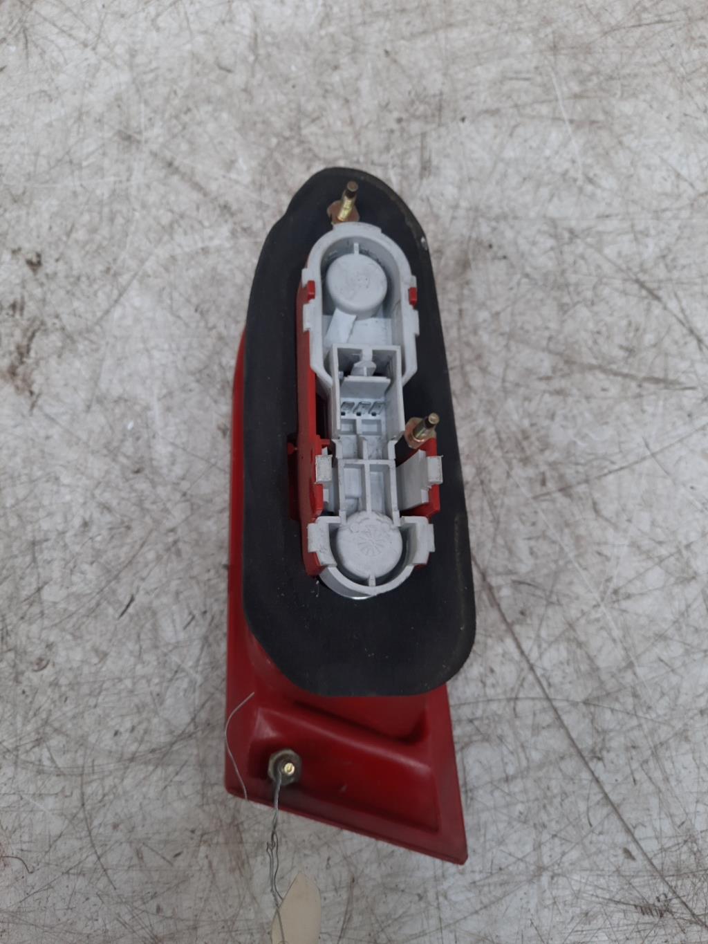 Gruppo ottico posteriore secondario sinistro (luci) ALFA ROMEO 156 PHASE 2 BREAK Gasolina - 1