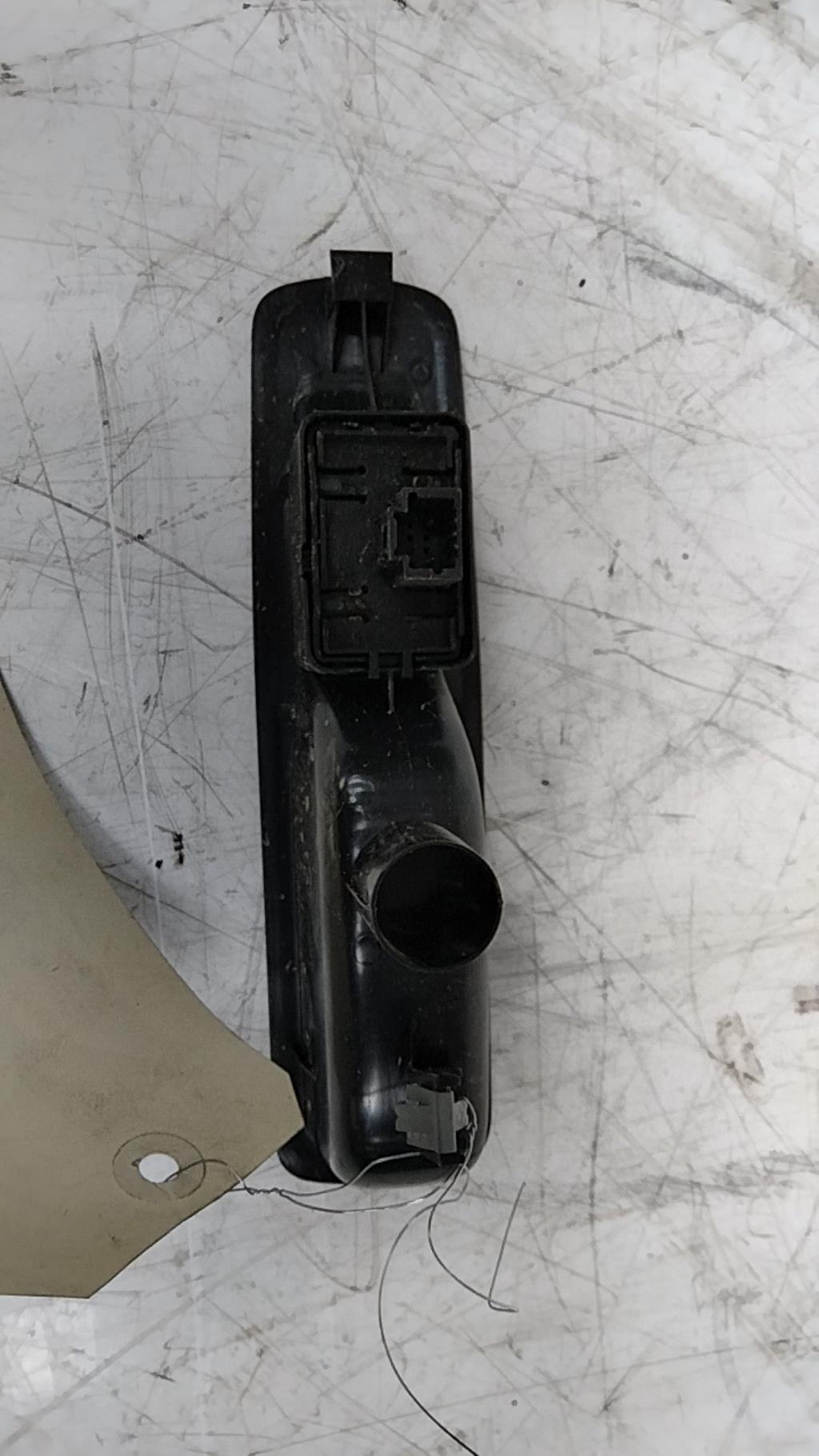 Interruttore lavacristalli posteriore destro RENAULT MEGANE 3 PHASE 1 Etanol - 1