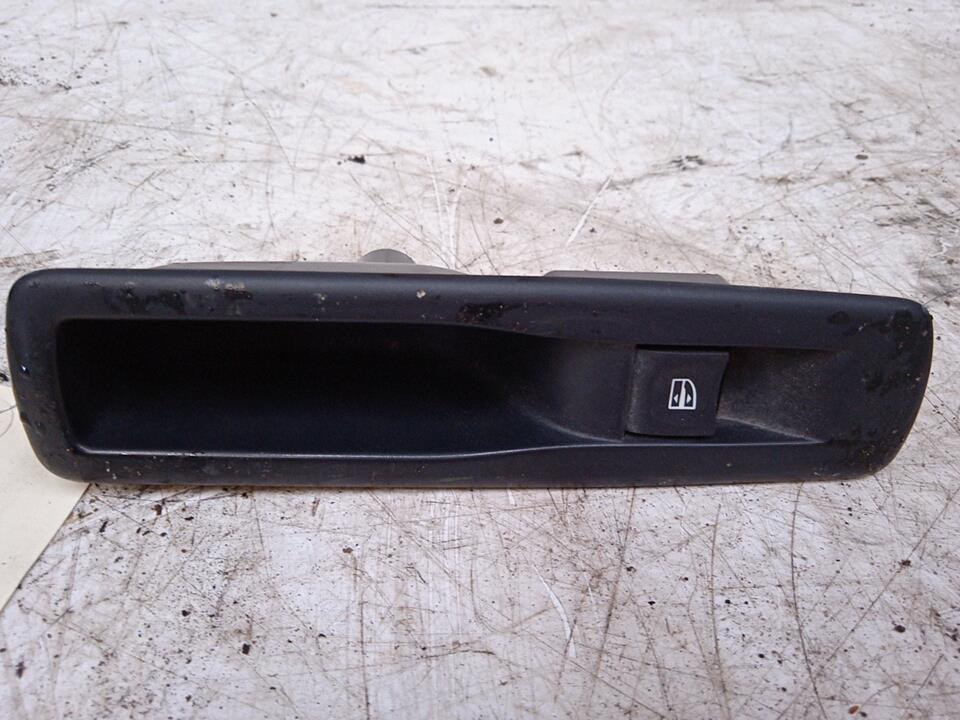 Interruttore lavacristalli posteriore sinistro RENAULT GRAND SCENIC 3 PHASE 1 Diésel - 1
