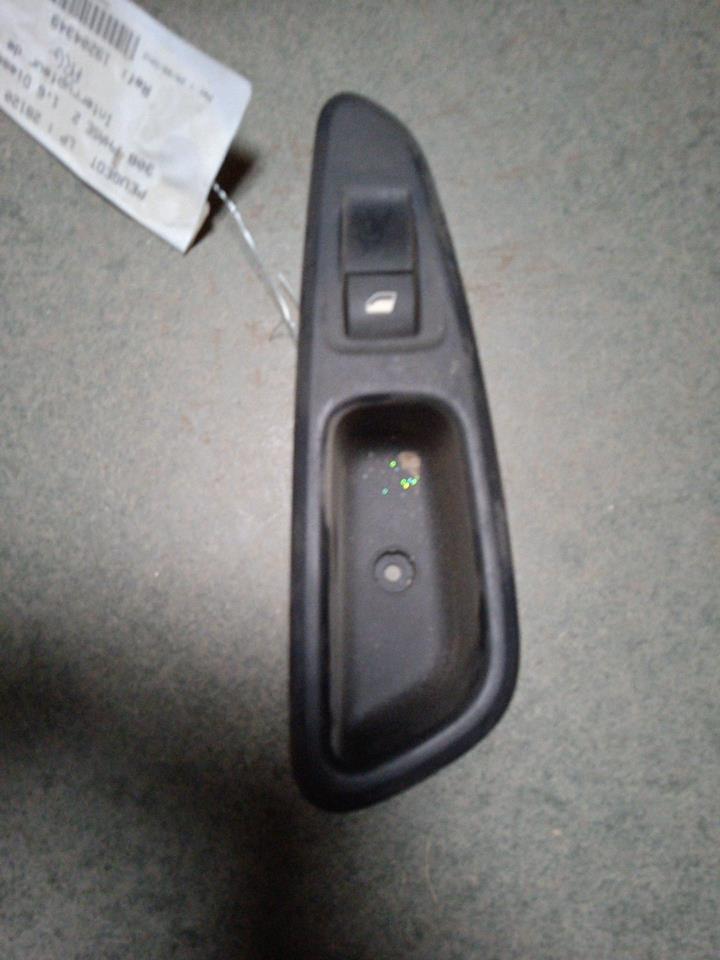 Interruttore lavacristalli posteriore sinistro PEUGEOT 308 1 SW PHASE 2 BREAK Diésel - 1