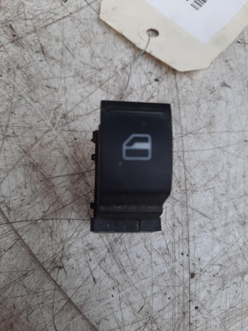 Interruttore lavacristalli posteriore sinistro VOLKSWAGEN PASSAT 5 Diésel - 1