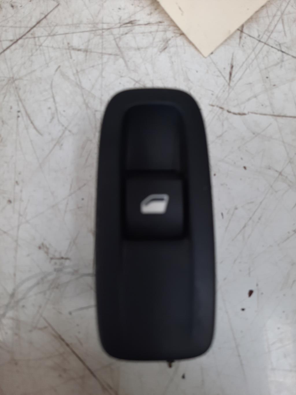 Interruttore lavacristalli posteriore sinistro CITROEN C4 PICASSO 2 PHASE 1 Diésel - 1