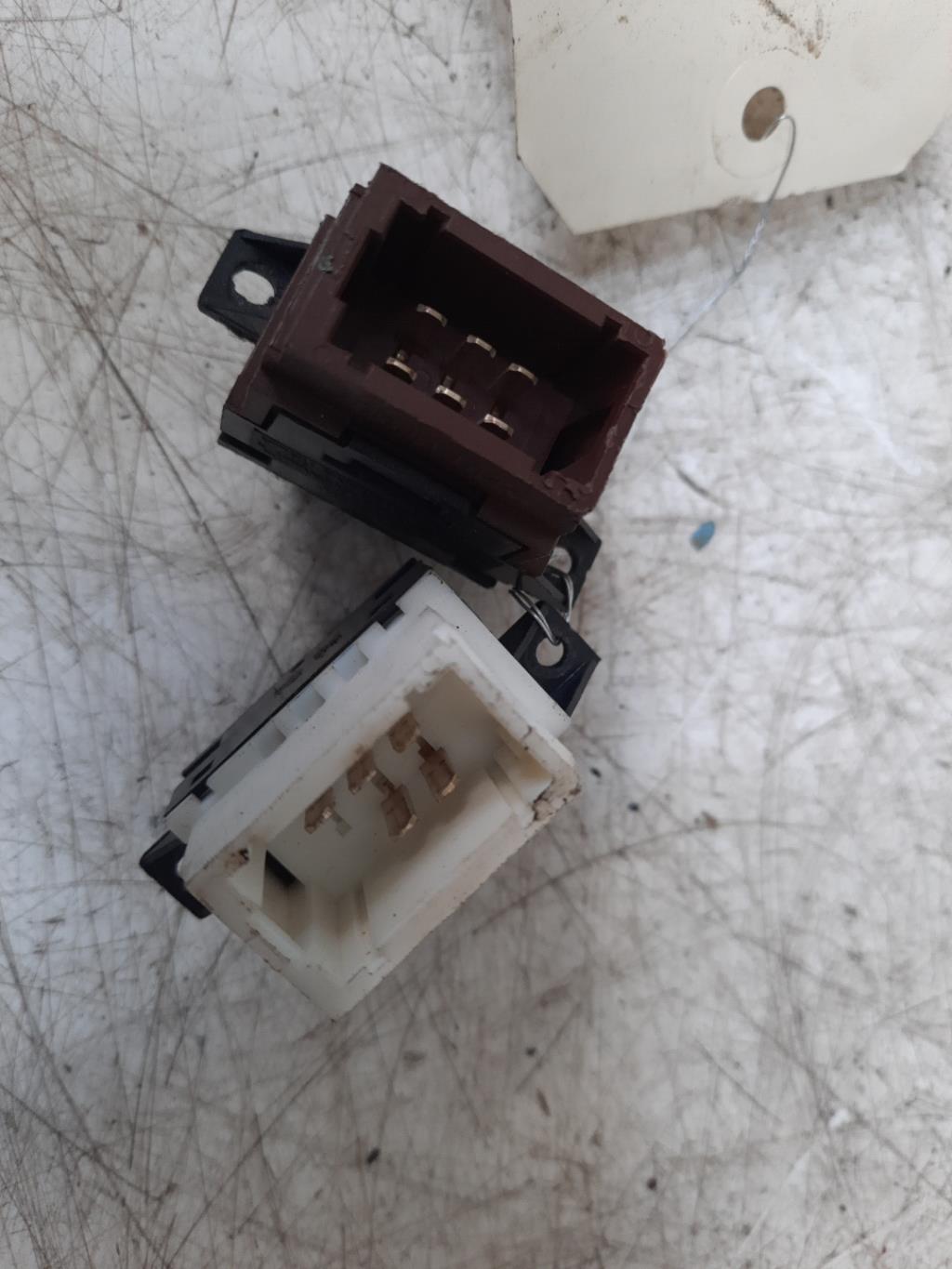 Interruttore lavacristalli anteriore sinistro RENAULT ESPACE 3 Diésel - 1