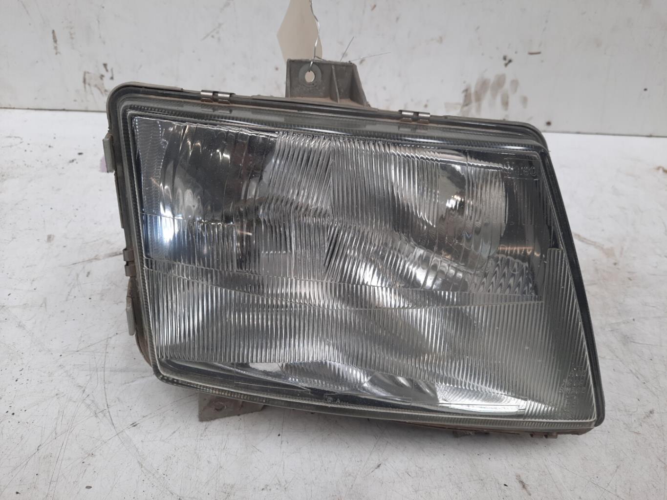 Gruppo ottico anteriore principale destro (luci)(faro) MERCEDES VITO 638 Diésel - 1