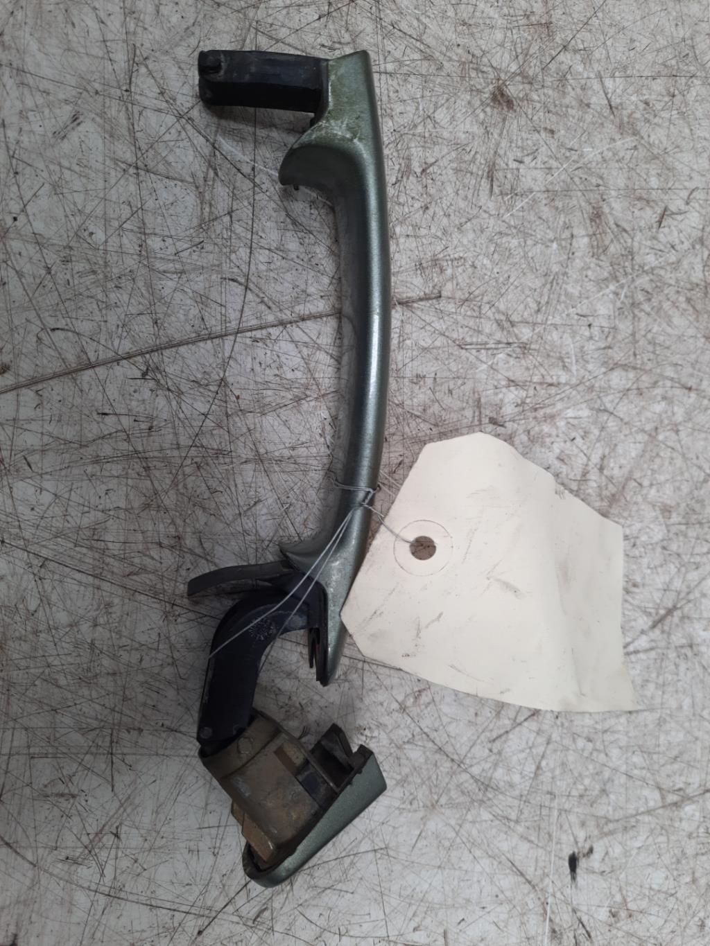 Maniglia portiera posteriore destra VOLKSWAGEN PASSAT 4 Diésel - 1
