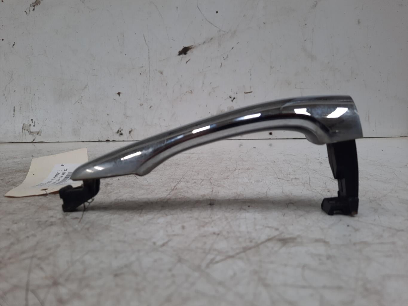 Maniglia portiera posteriore sinistra KIA SPORTAGE 3 PHASE 1 Diésel - 1