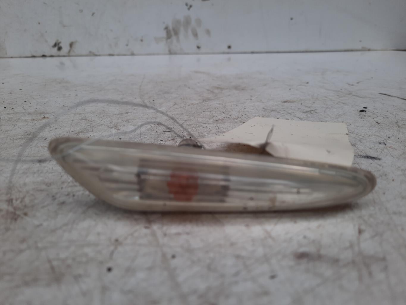 Ripetitore lampeggiante anteriore destro (Luci) BMW SERIE 3 E46 PHASE 2 Diésel - 1