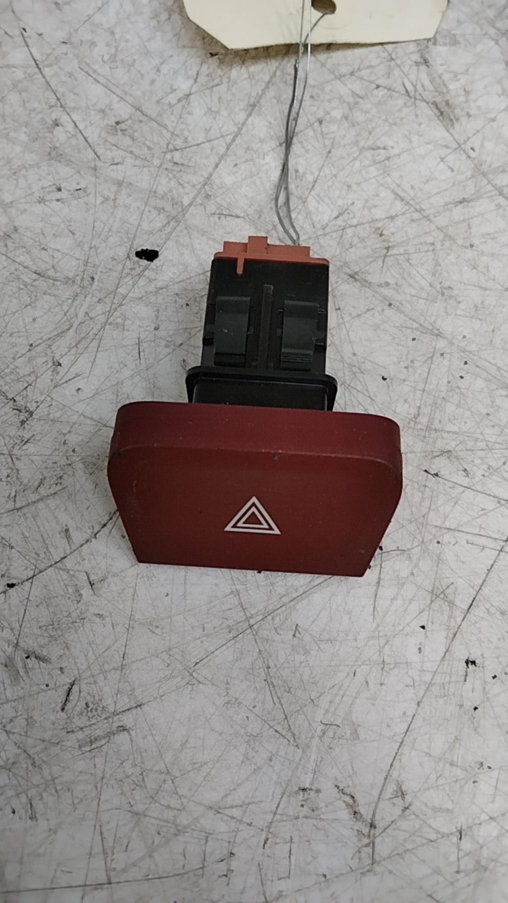 Interruttore luci emergenza CITROEN C4 GRAND PICASSO 1 Diésel - 1