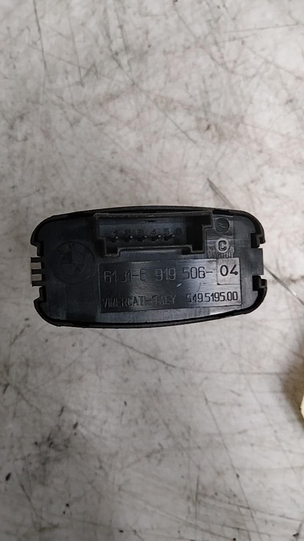 Bouton de warning BMW SERIE 5 E60 PHASE 2 Diesel - 1