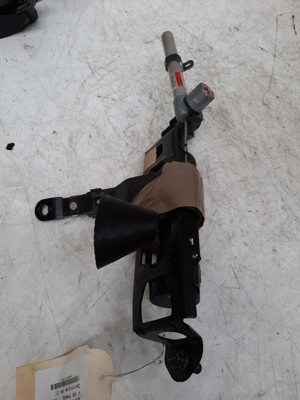 Cintura di sicurezza anteriore destra VOLVO V 50 PHASE 1 BREAK Diésel - 1