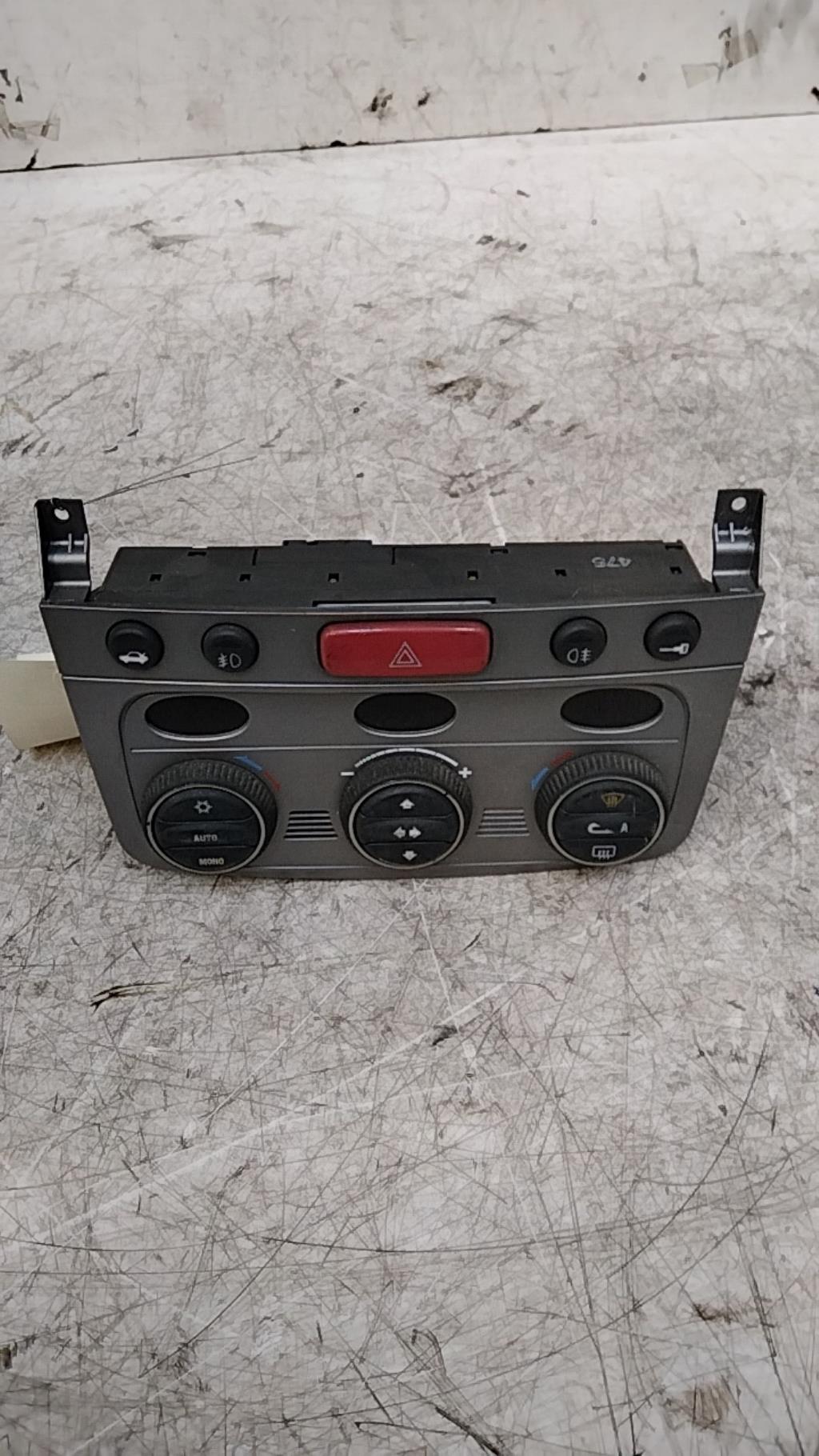 Commande chauffage ALFA ROMEO GT COUPE Diesel - 1