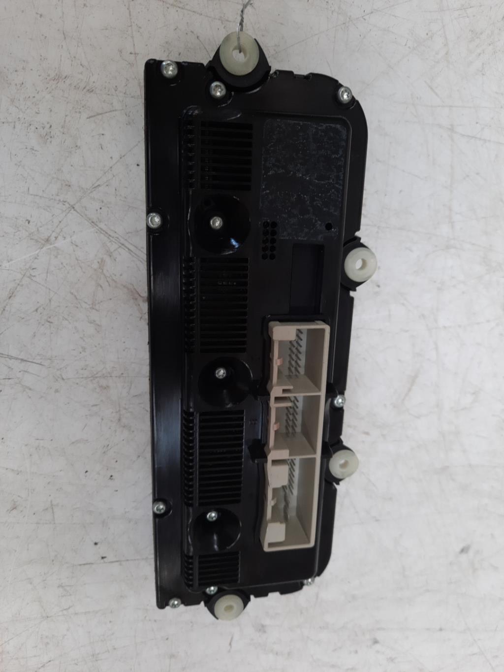 Commande chauffage VOLKSWAGEN TOURAN 1 PHASE 1 Diesel - 1