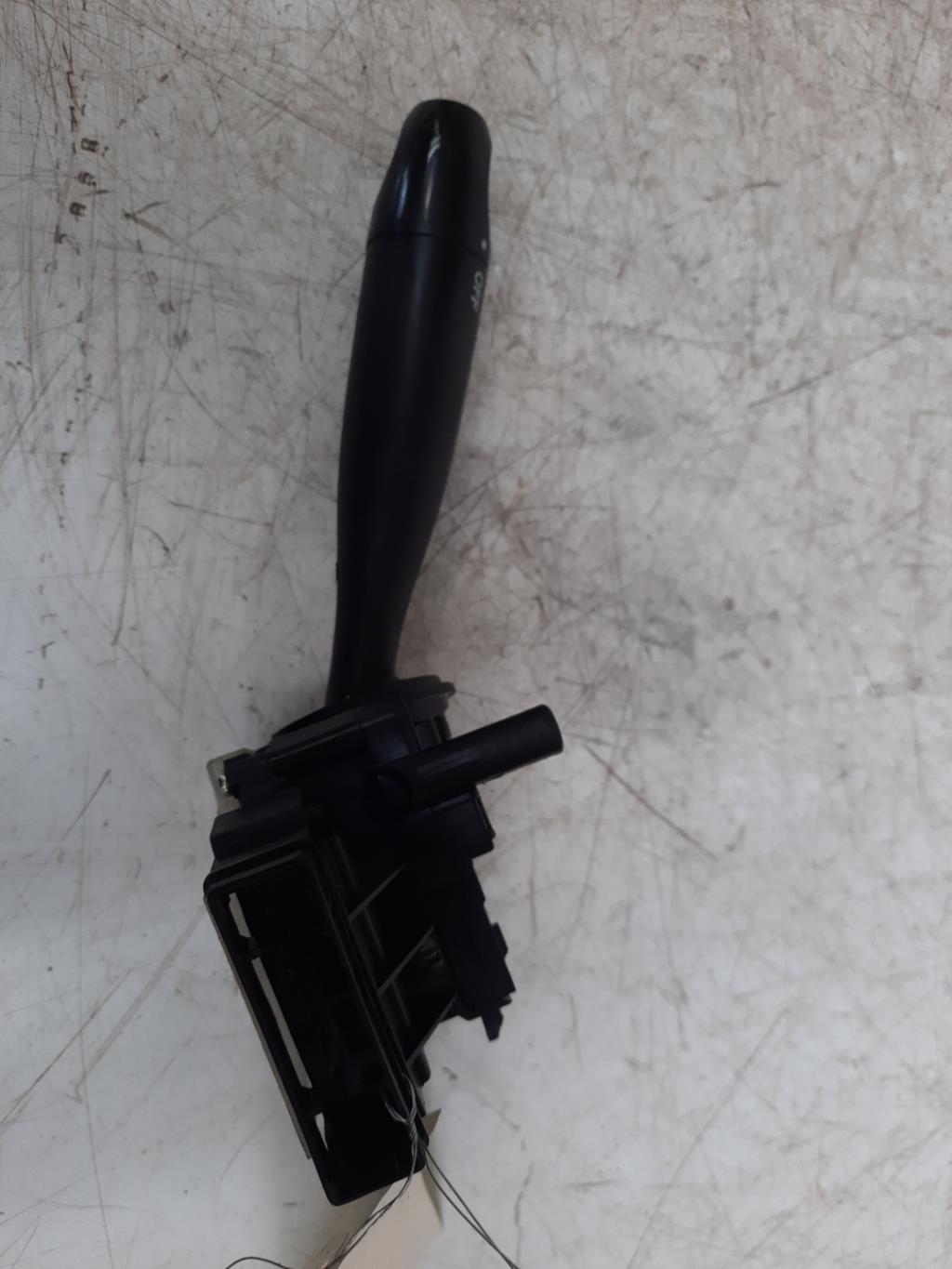 Commodo phare HYUNDAI GETZ PHASE 2 Essence - 1