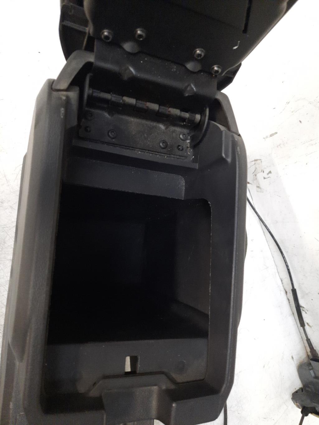 Console central (interieur plastique) DODGE JOURNEY Diesel - 1