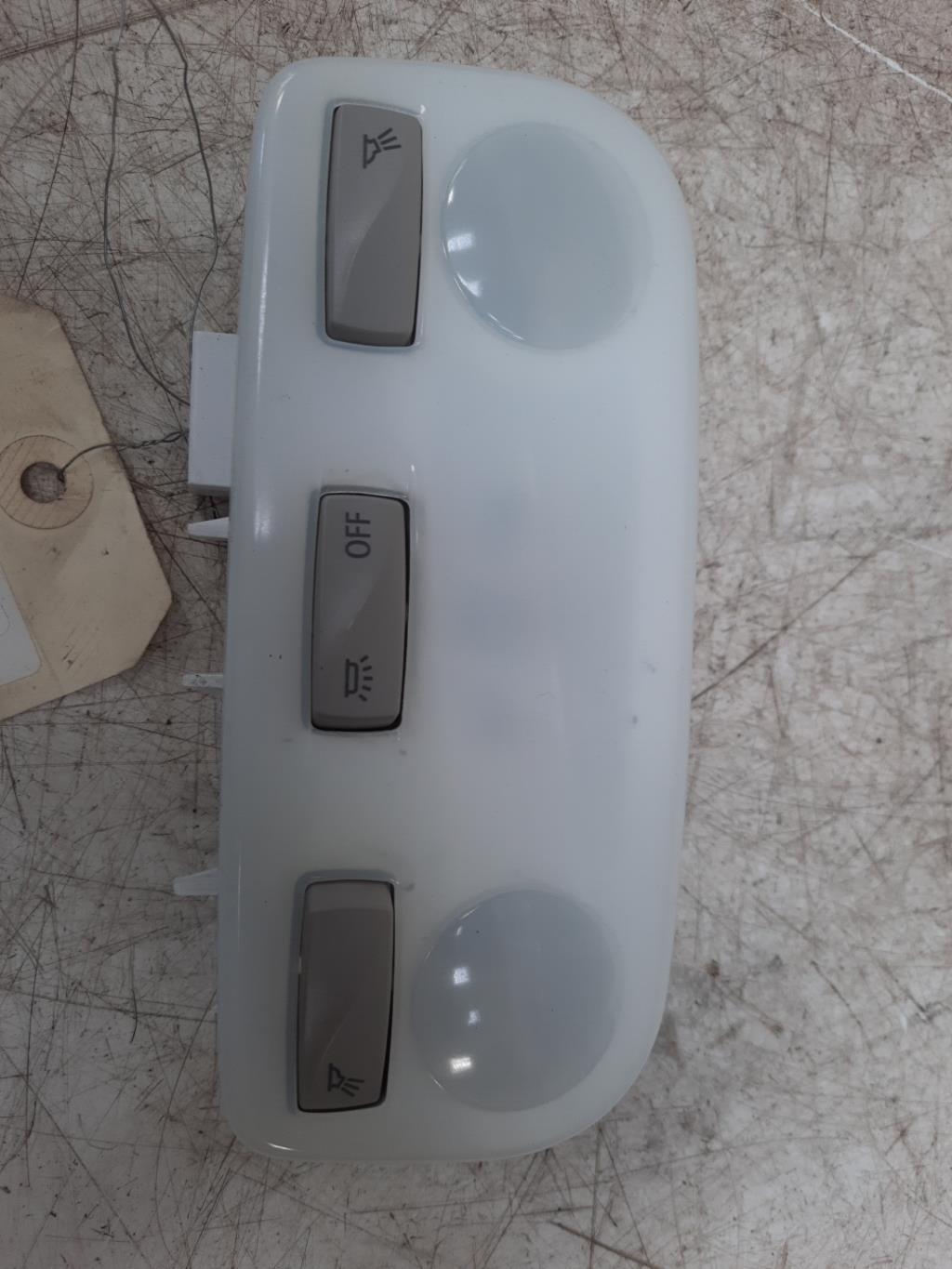 Eclairage de plafonnier RENAULT CAPTUR 1 PHASE 1  - 1