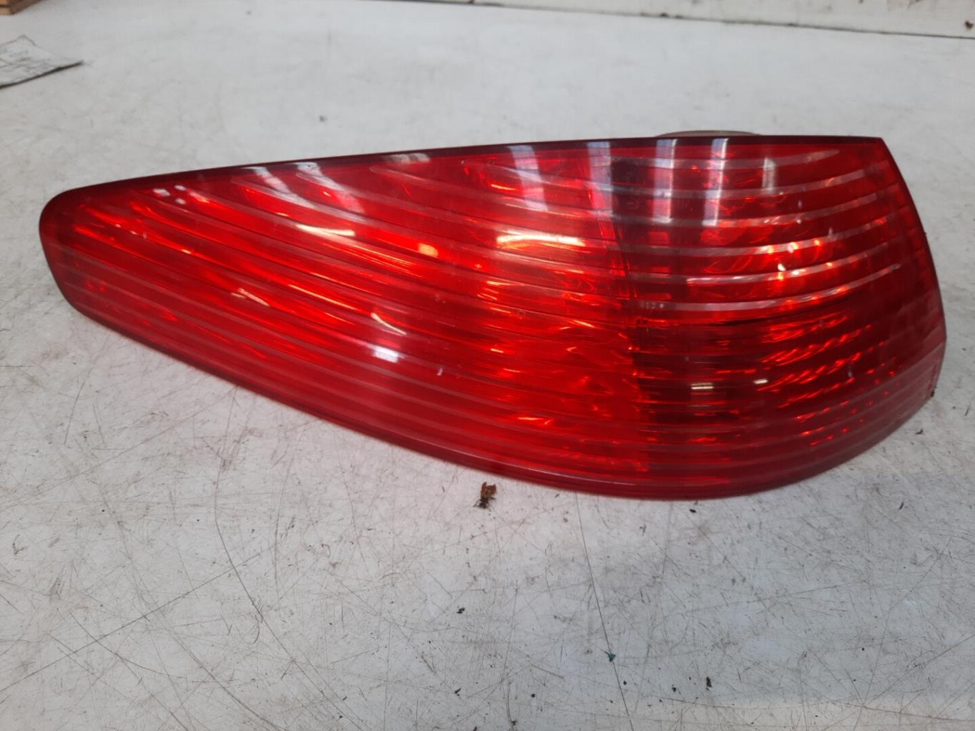 Fanale posteriore principale sinistro (luci) PEUGEOT 607 PHASE 1 Diésel - 1