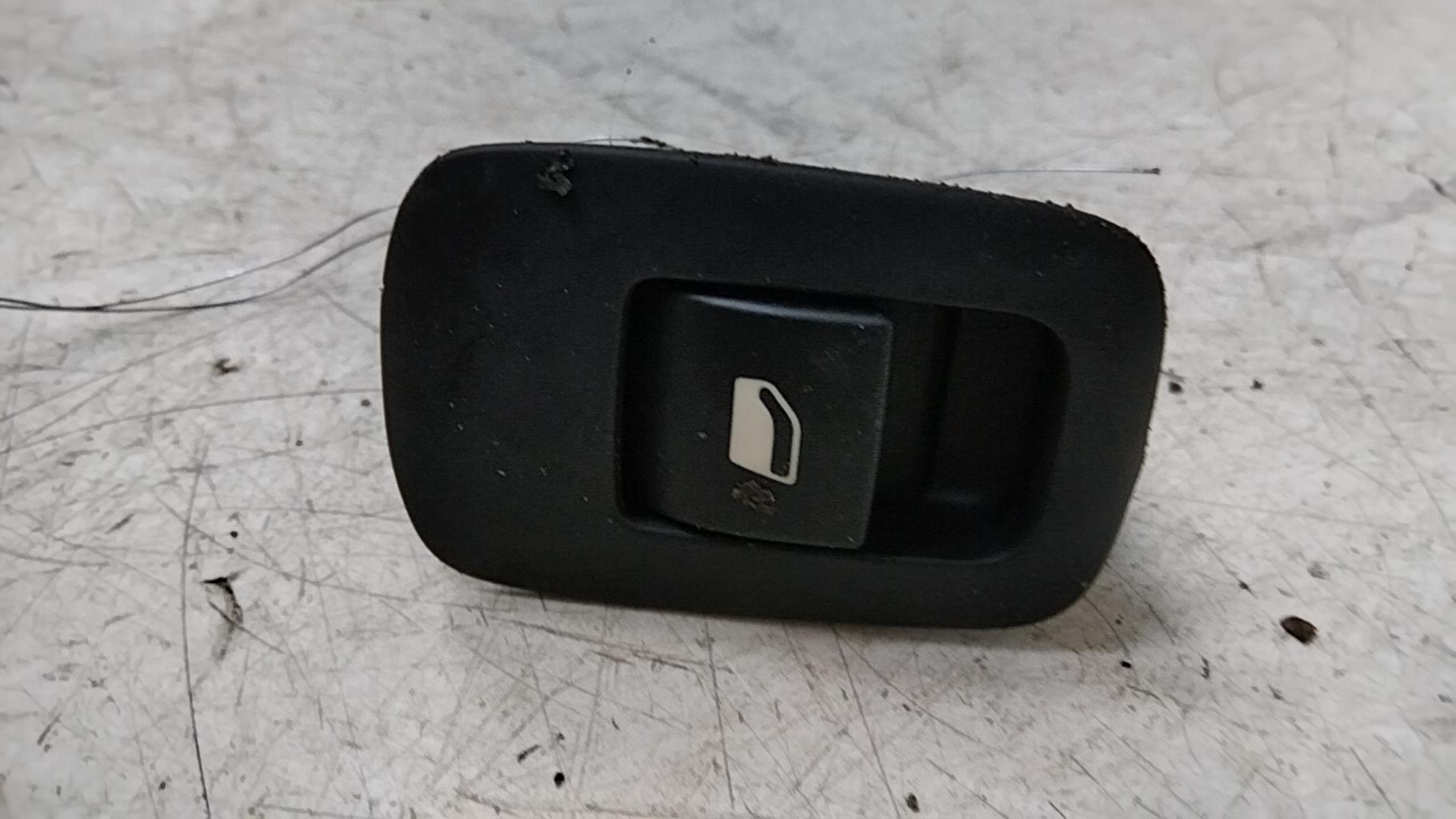 Interruttore lavacristalli posteriore destro CITROEN C4 GRAND PICASSO 1 Diésel - 1