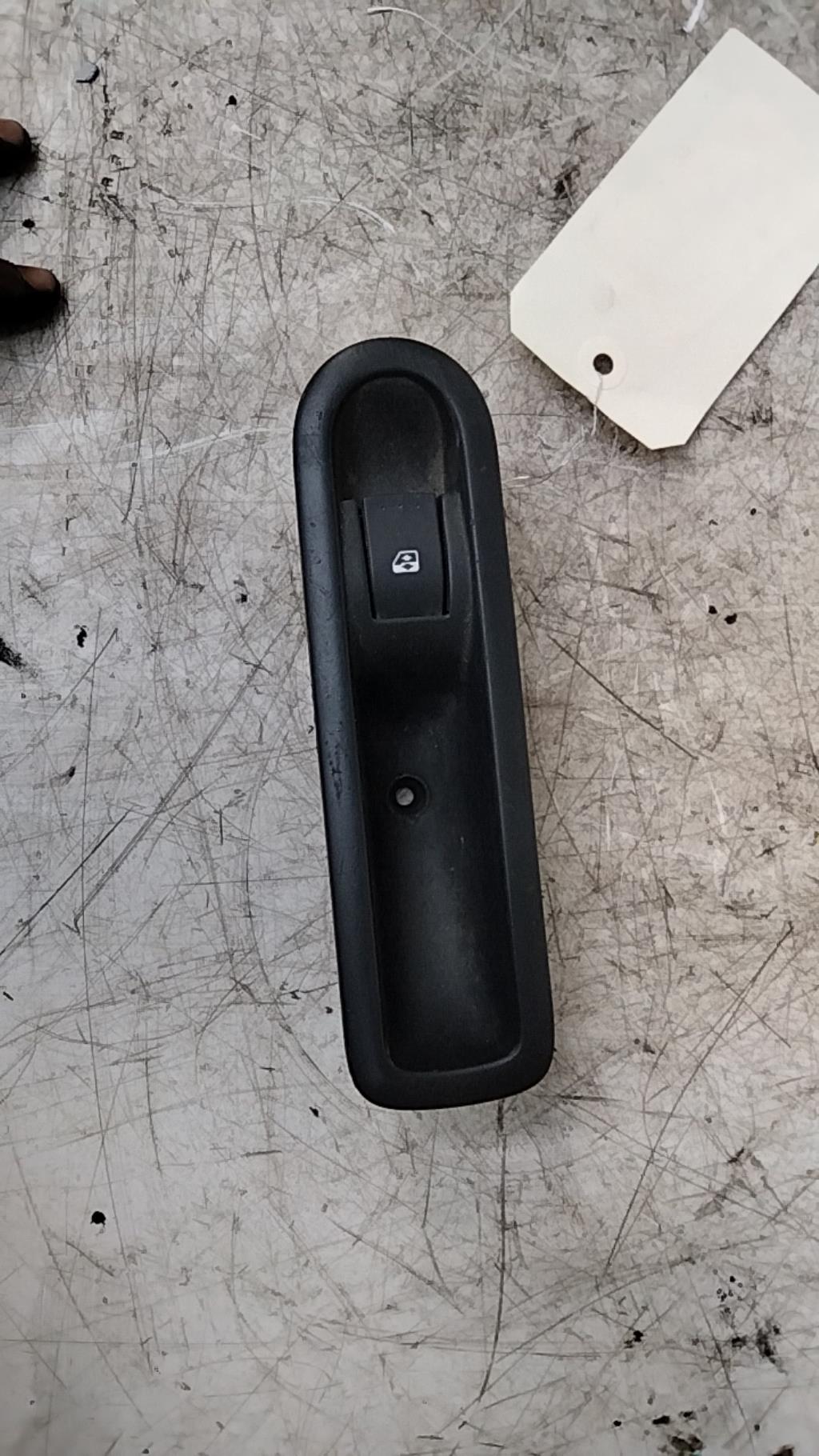 Interruttore lavacristalli posteriore destro RENAULT SCENIC 2 PHASE 1 Gasolina - 1