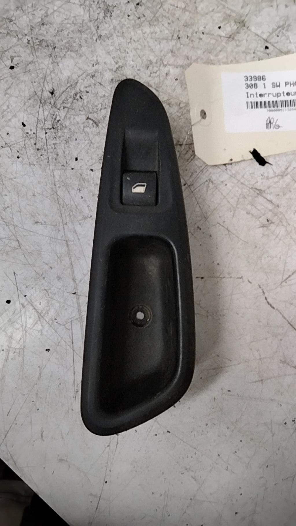 Interruttore lavacristalli posteriore sinistro PEUGEOT 308 1 SW PHASE 1 BREAK Diésel - 1