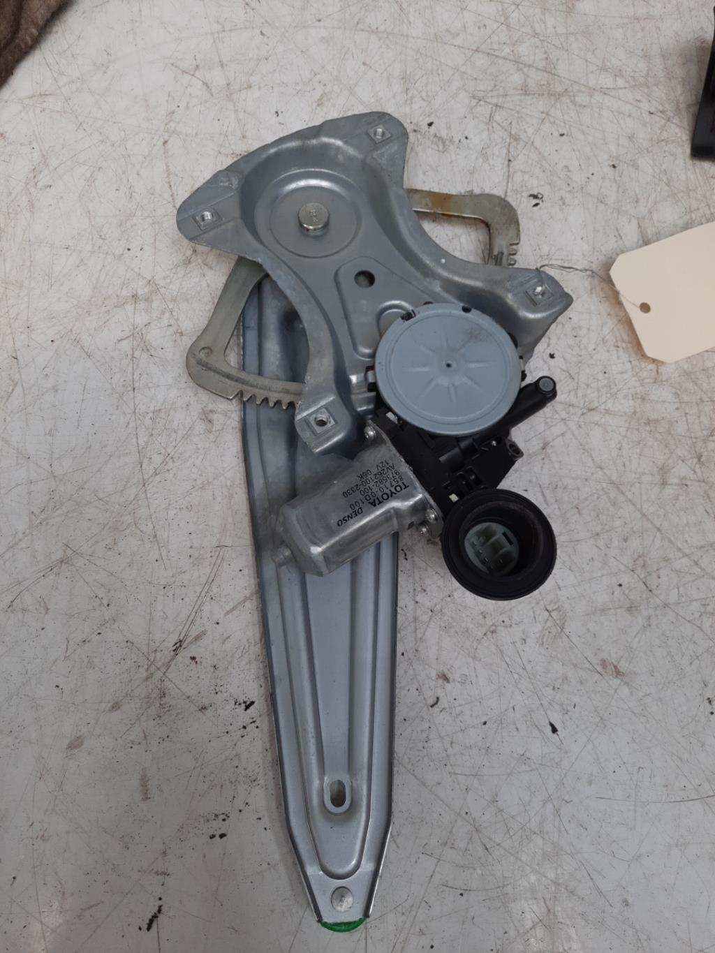 Alzacristalli elettrico posteriore sinistro TOYOTA AURIS 1 PHASE 1 Diésel - 1