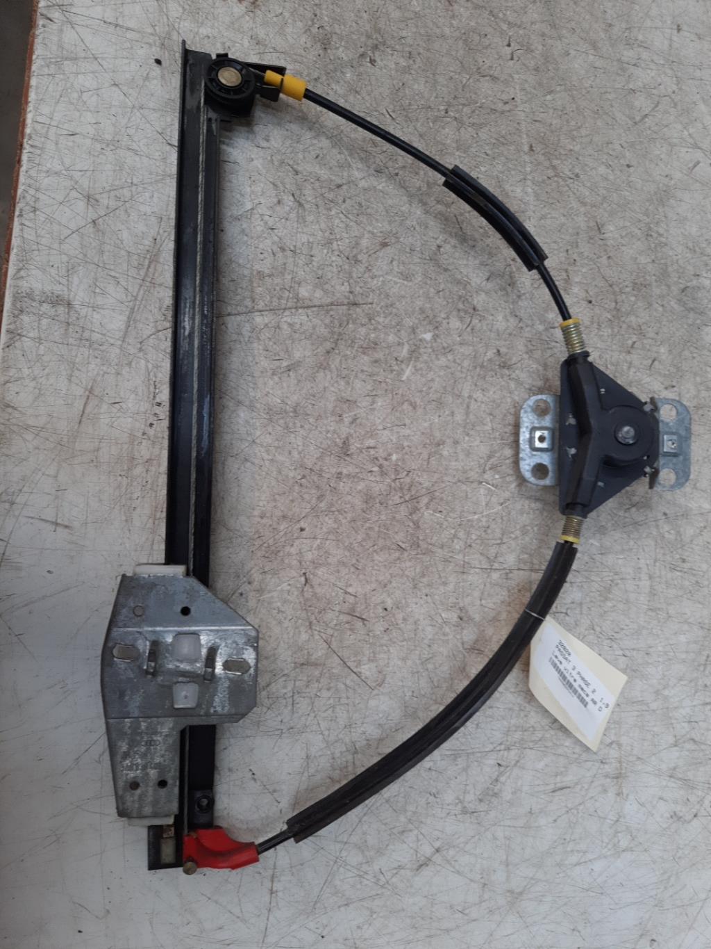 Alzacristalli manuale posteriore destro VOLKSWAGEN PASSAT 3 PHASE 2 Diésel - 1
