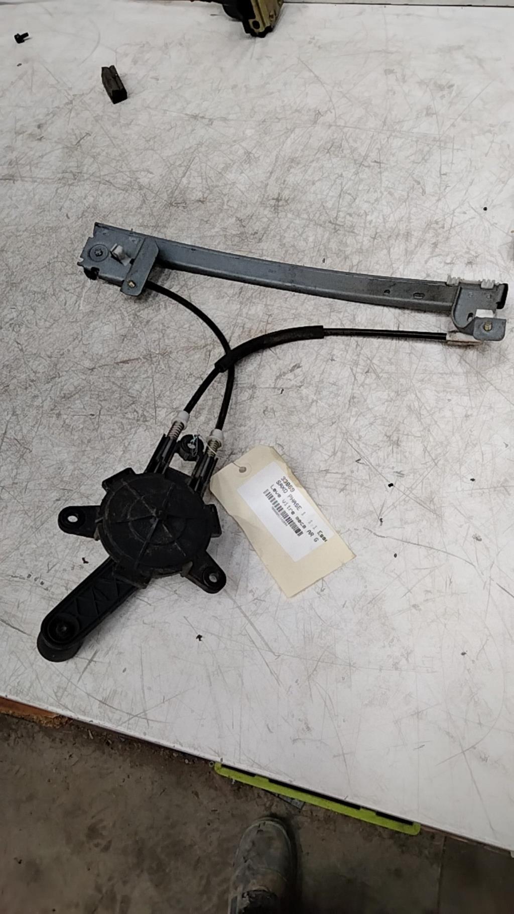 Alzacristalli manuale posteriore sinistro CITROEN SAXO PHASE 1 Gasolina - 1