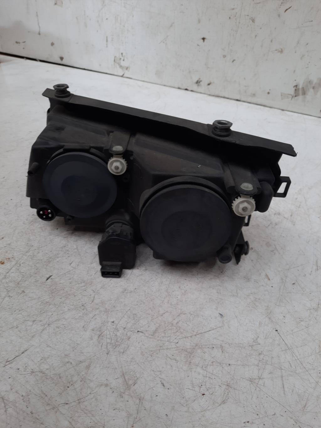 Gruppo ottico anteriore principale destro (luci)(faro) VOLKSWAGEN PASSAT 4 PHASE 1 BREAK Gasolina - 1