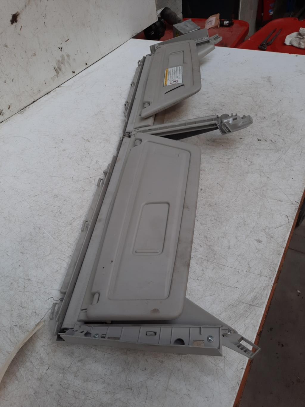Visiera parasole sinistra CITROEN C4 GRAND PICASSO 1 Diésel - 1