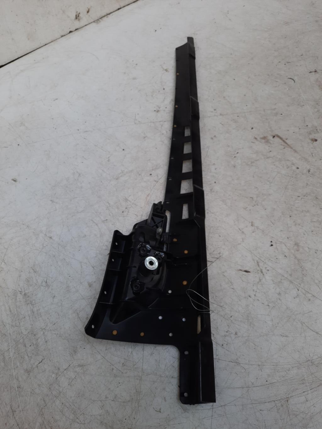 Maniglia interna posteriore destra OPEL ASTRA H PHASE 2 Diésel - 1
