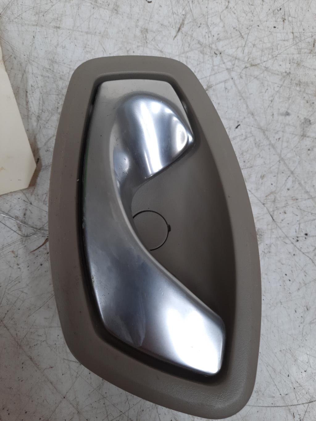Maniglia interna posteriore sinistra RENAULT SCENIC 3 PHASE 2 Diésel - 1
