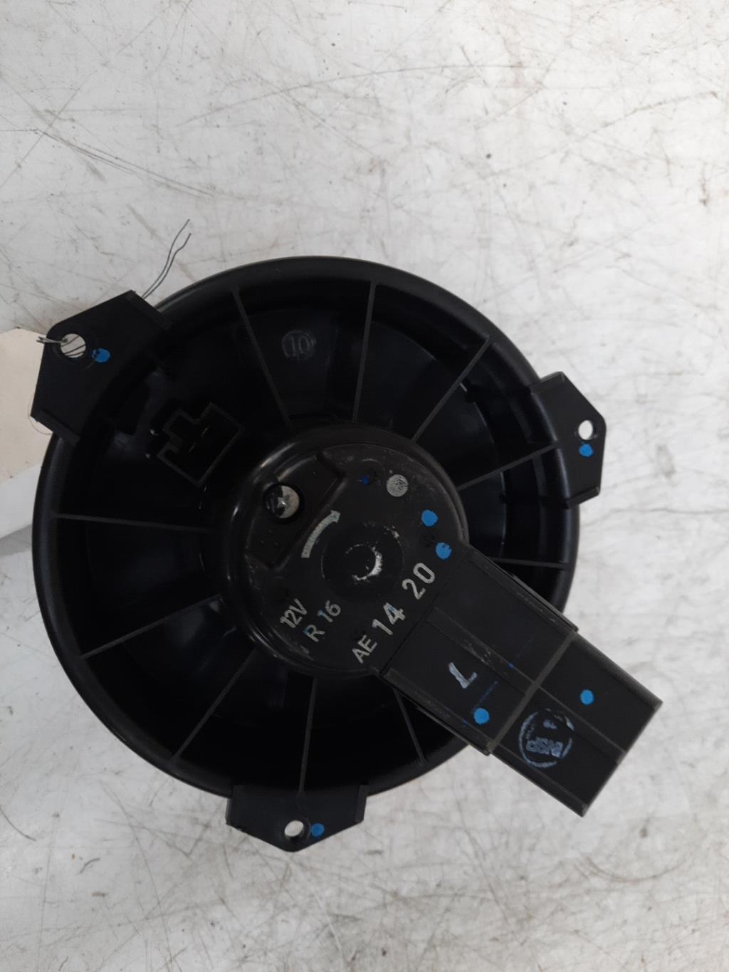 Pulseur d'air MITSUBISHI SPACE STAR 3 PHASE 1 Essence - 1