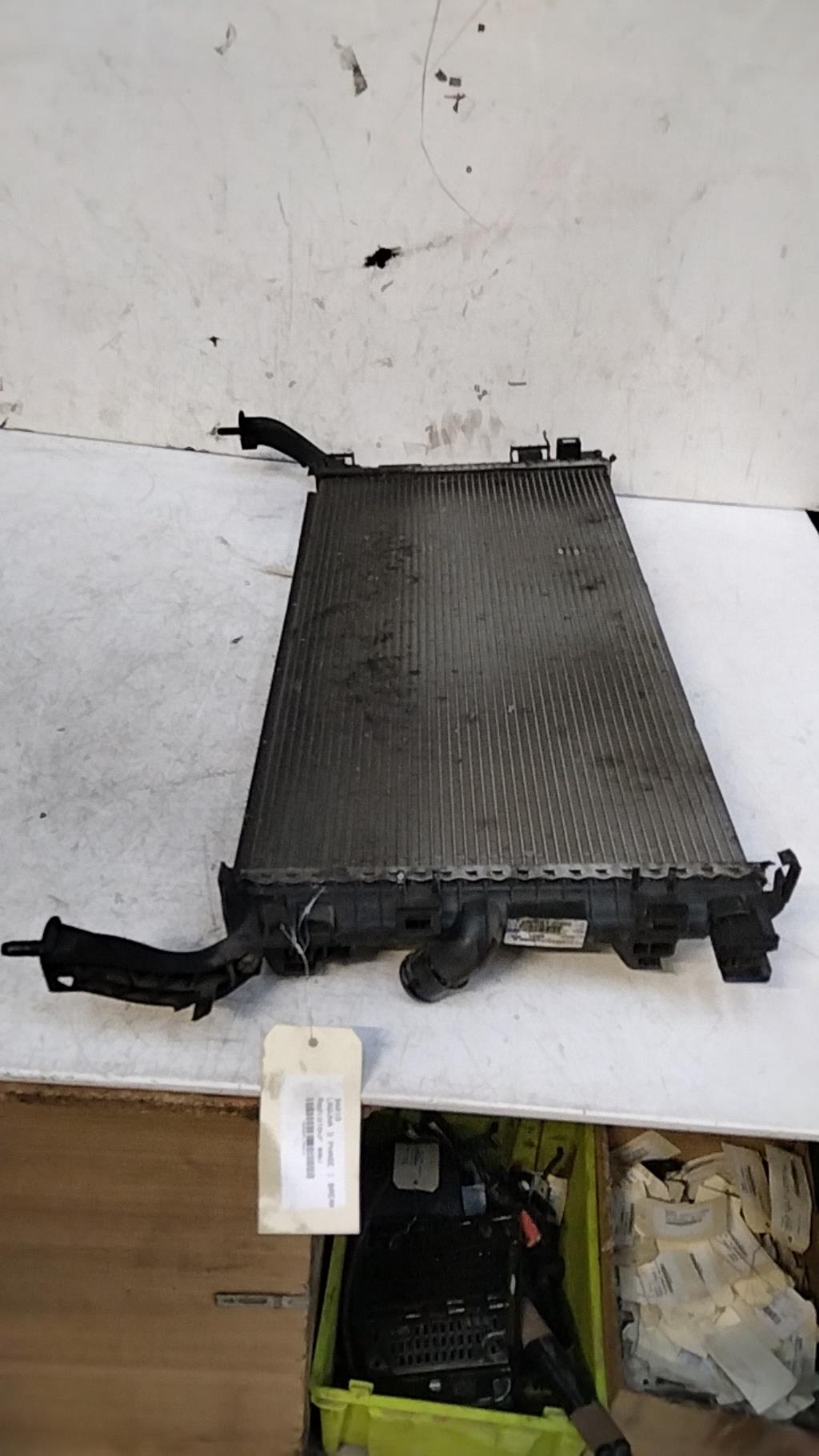 Radiateur eau RENAULT LAGUNA 3 PHASE 1 BREAK Diesel - 1