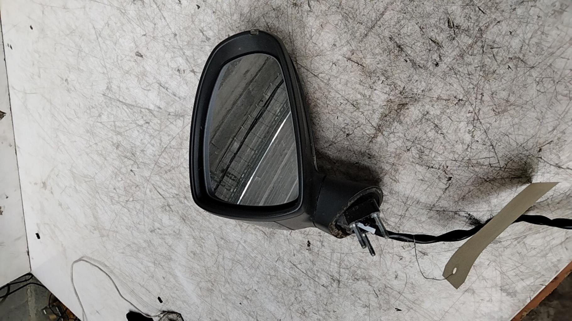 Retroviseur droit AUDI A1 1 PHASE 1 Essence - 1