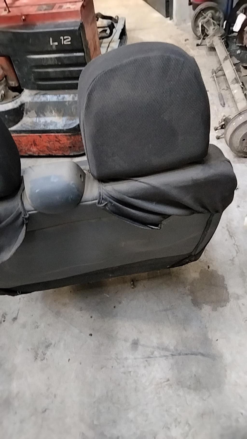 Siege avant droit (banquette double) CITROEN JUMPY 2 Diesel - 1