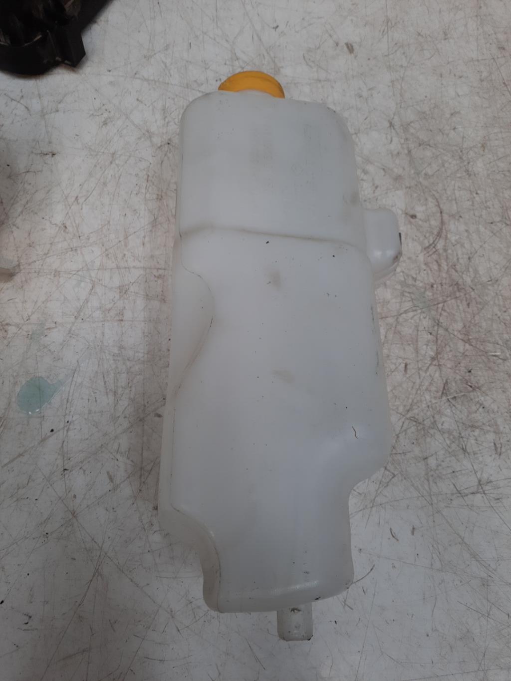 Vase de lave glace RENAULT TWINGO 3 Essence - 1